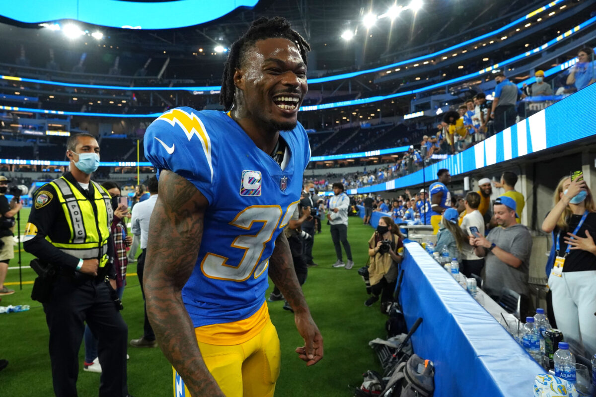 Chargers’ Derwin James becomes highest-paid safety in NFL