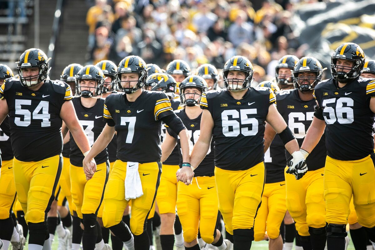 Where do the Iowa Hawkeyes and their 2022 opponents rank in ESPN’s final SP+ projections?