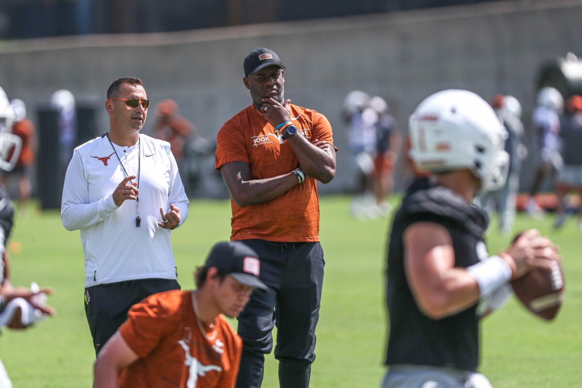 Texas LT Kelvin Banks reportedly looked impressive in first practice