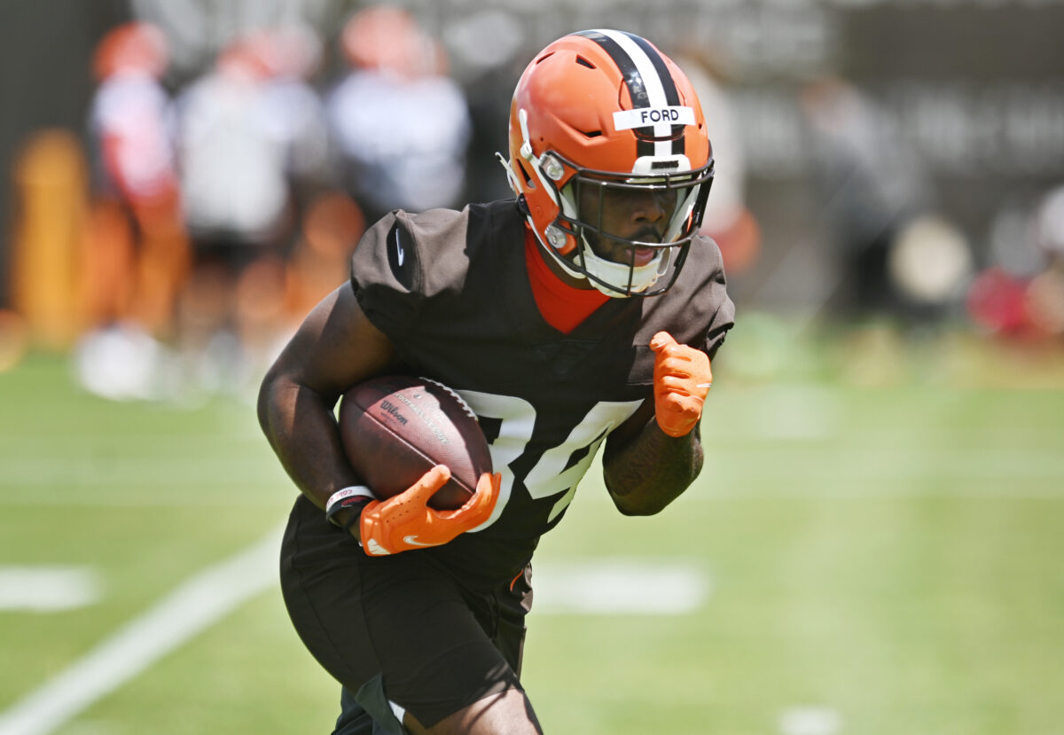 Rookie Jerome Ford provides first half highlights for Browns offense