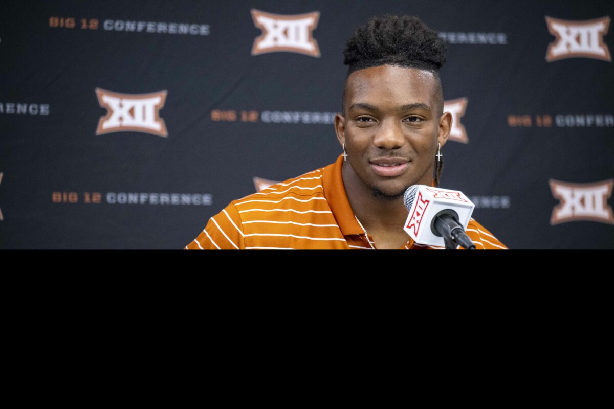 Everything Texas RB Bijan Robinson said to the media on Monday