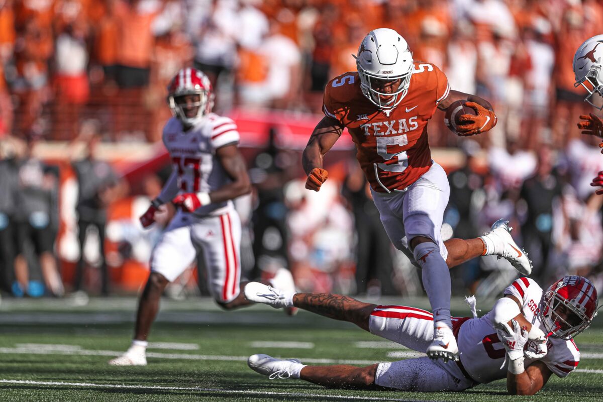 Texas Football: Open practice could provide a view of position battles