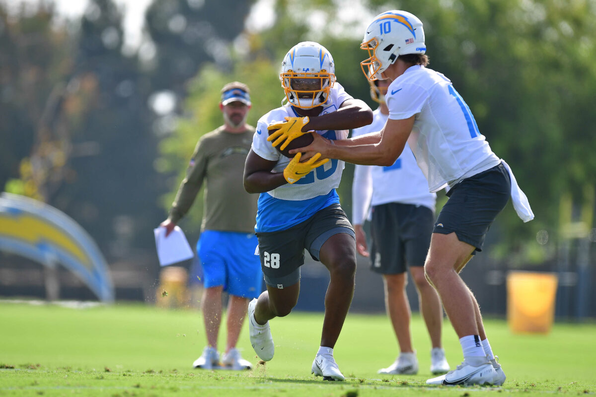7 things to watch for as padded practices begin at Chargers training camp
