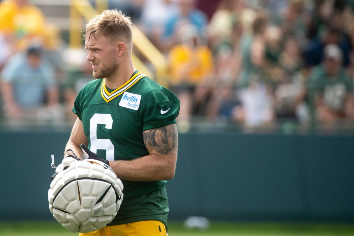 Shoulder injury for Packers S Dallin Leavitt could be serious