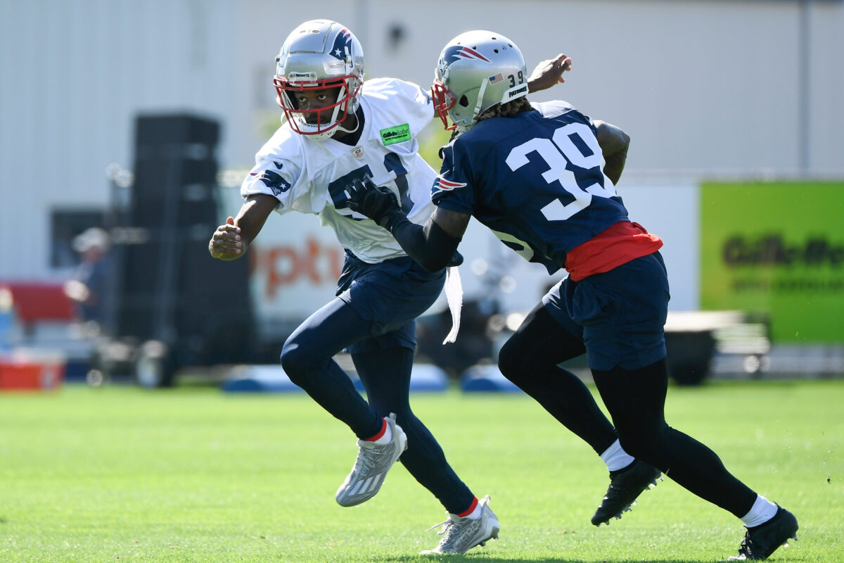 WATCH: Patriots WR Tyquan Thornton jukes CB out of shoes at practice