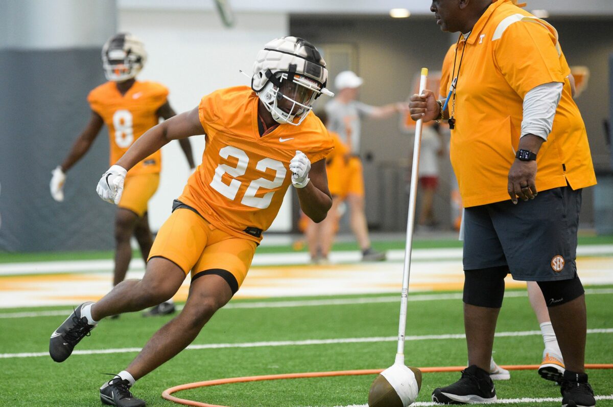 Cameron Miller practices at defensive back in fall training camp