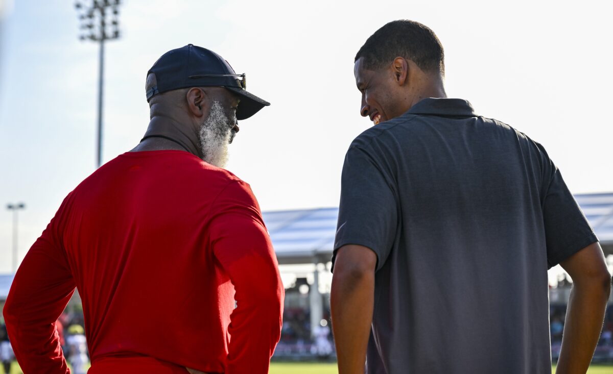 Stephen Silas watching how Lovie Smith, Texans coach top rookie