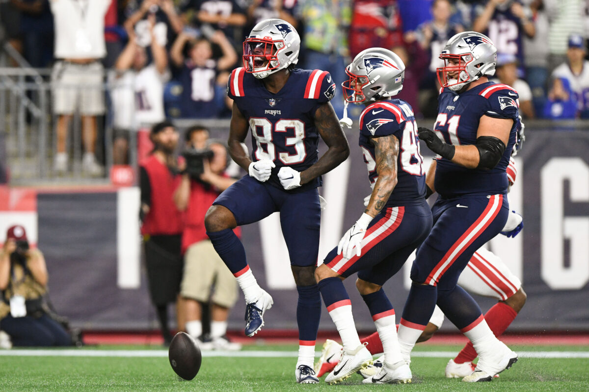 WATCH: Lil’Jordan Humphrey hauls in a touchdown for the Patriots