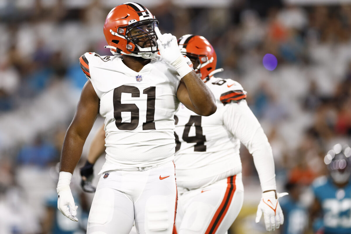 Browns must reduce roster by 5 players by Tuesday