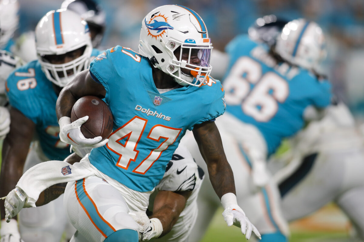 Dolphins to waive RB ZaQuandre White