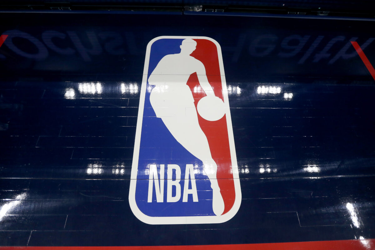 Layup Lines: NBA smartly reduces travel even more in 2022-23