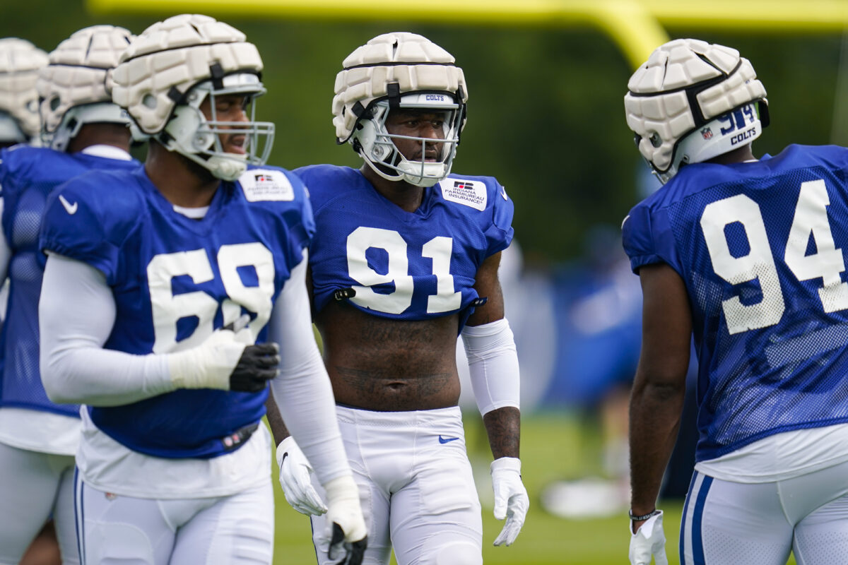 Gus Bradley sees Colts’ pass rush coming along