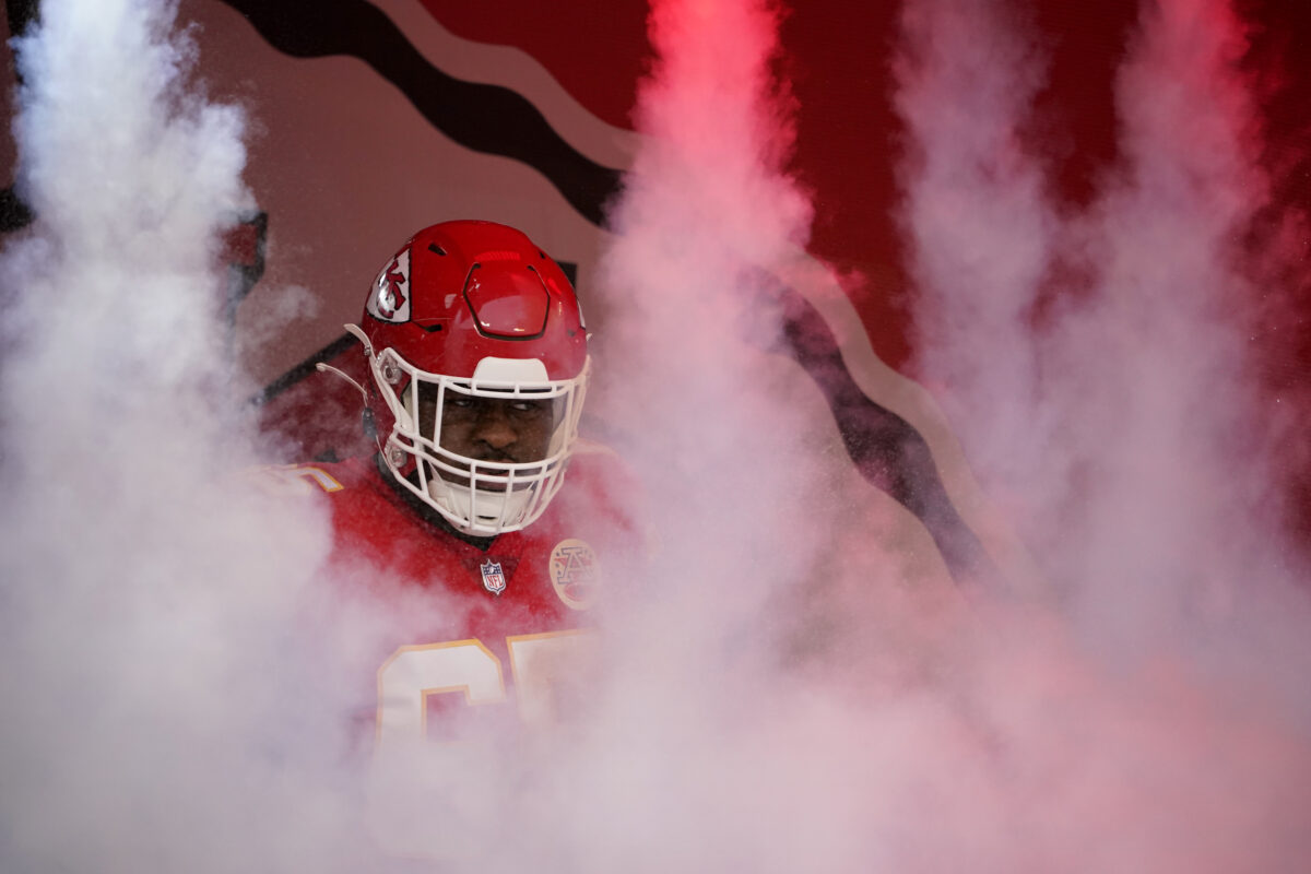Chiefs RG Trey Smith to play vs. Chargers in Week 2