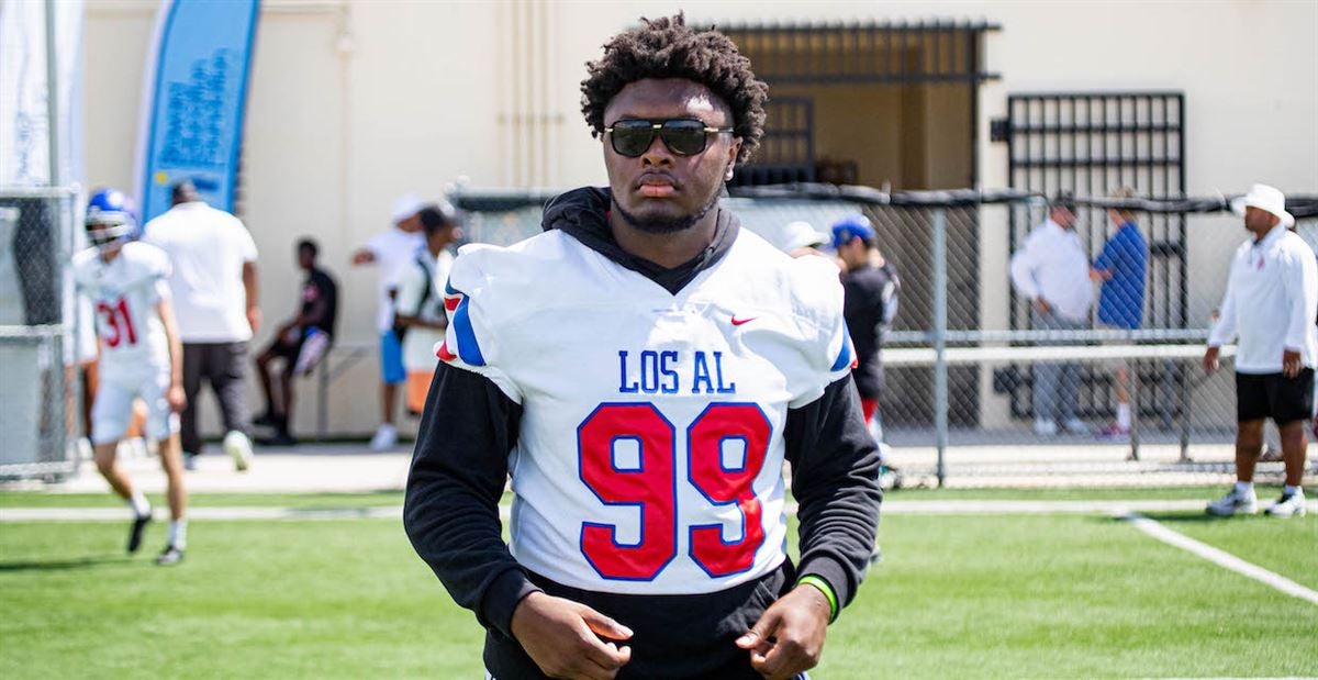 Los Alamitos defensive lineman T.A. Cunningham files injunction over eligibility to play