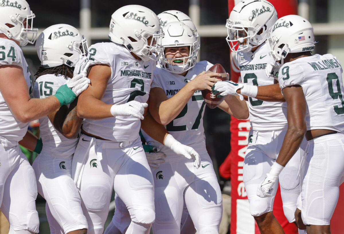 Michigan State football releases uniform combo for Washington game