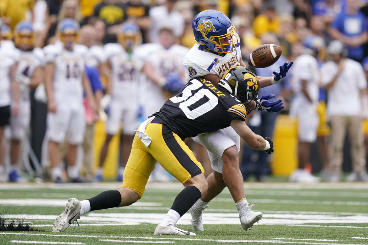 Iowa safety Quinn Schulte shines in first career start, earns praise from teammates, coaches