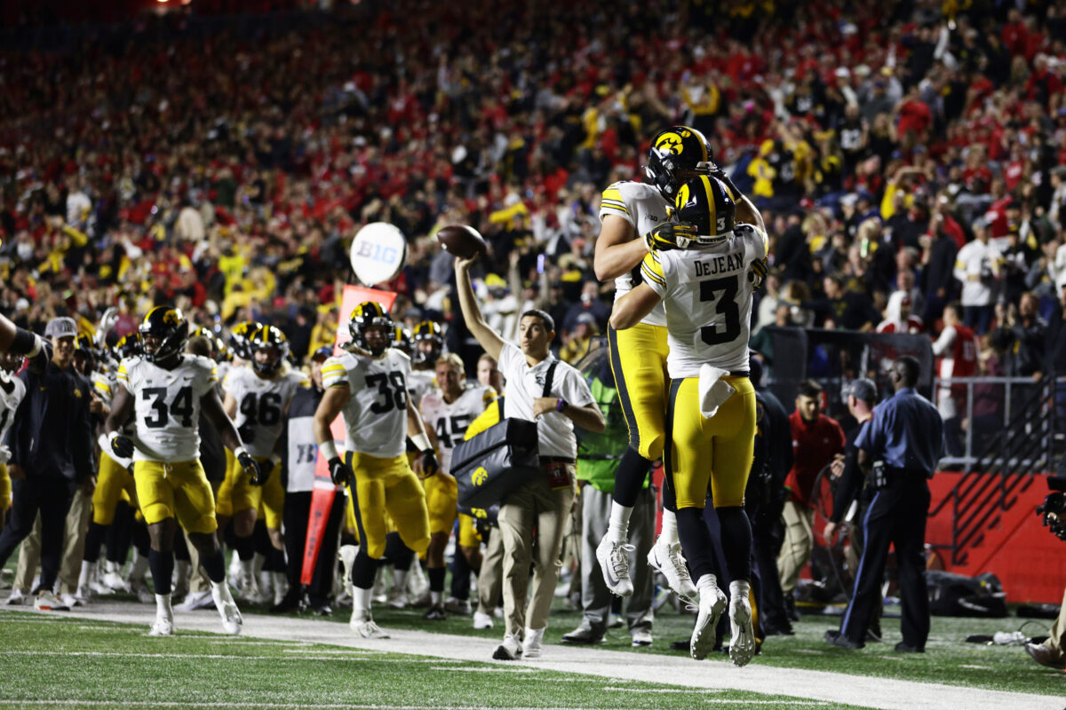 Iowa Hawkeyes climb to No. 40 in USA TODAY Sports’ 1-131 re-rank after win over Rutgers