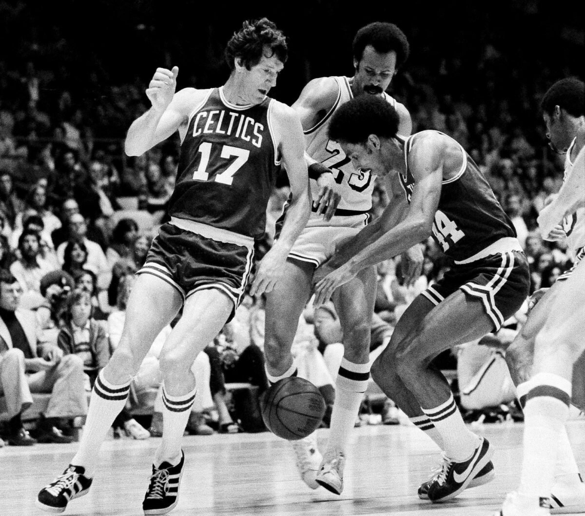 How did Hall of Fame point guard Dave Bing end up retiring a Boston Celtic?