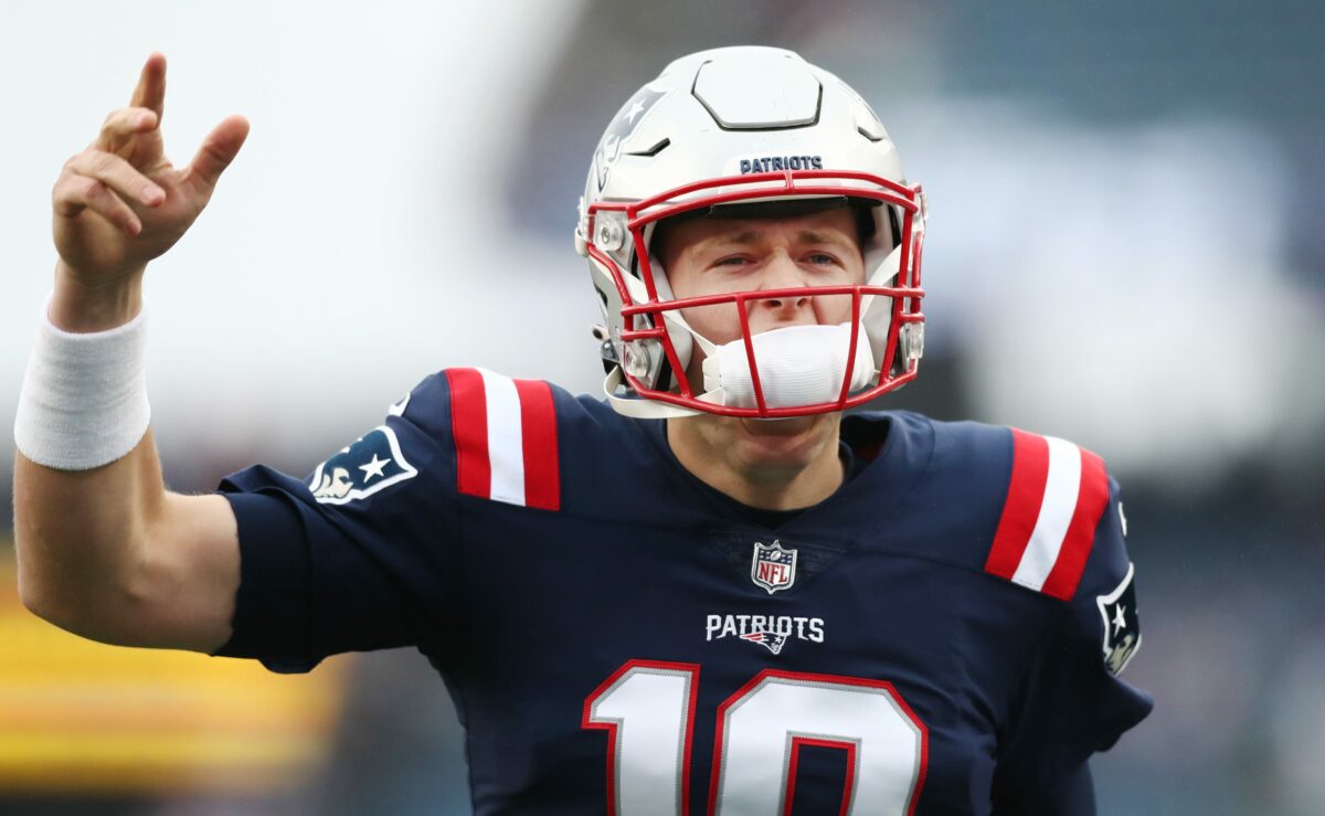 Patriots QB Mac Jones cleared to play against Steelers