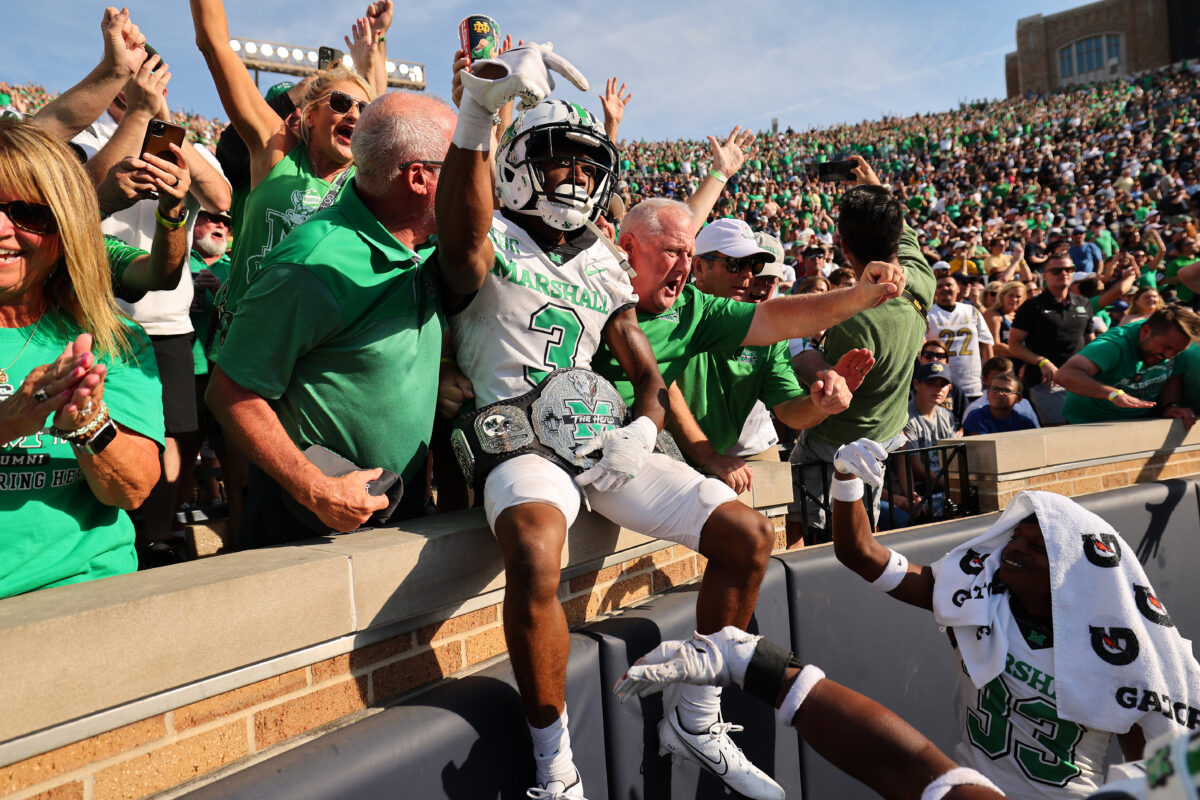 How Twitter reacted to Notre Dame-Marshall: Thundering Herd side