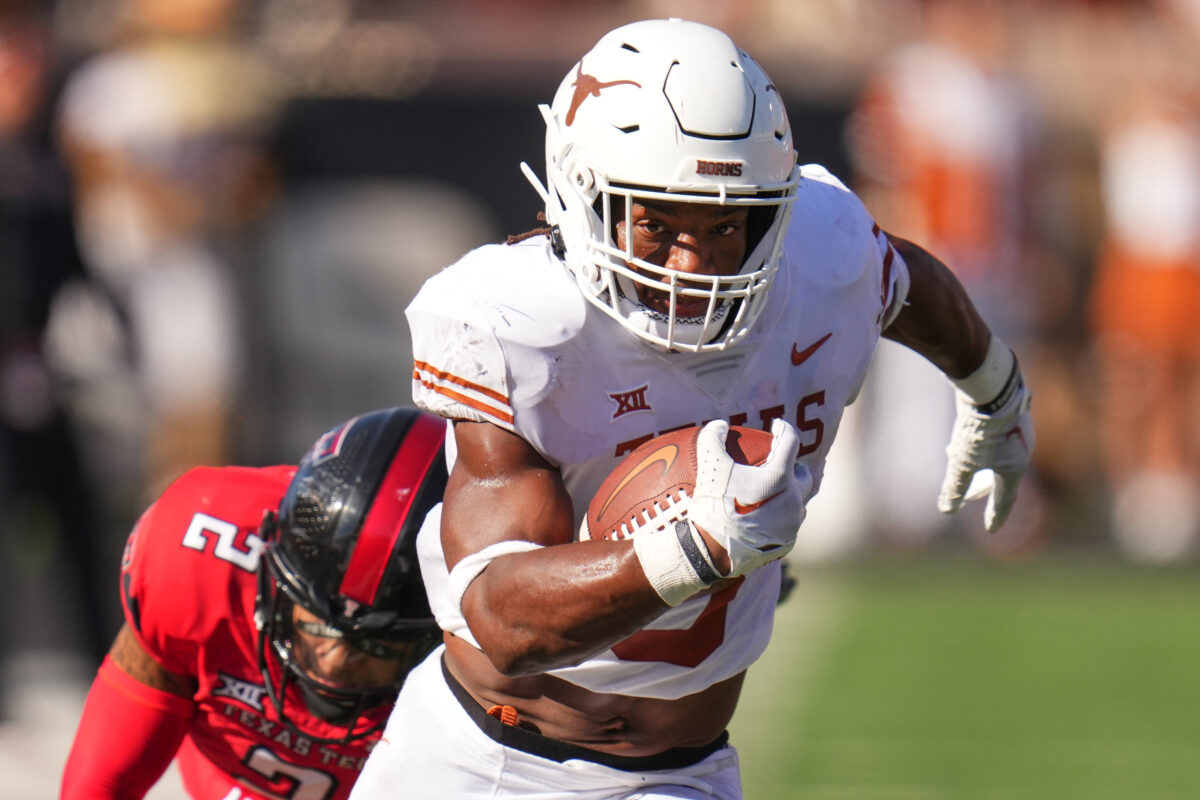 Texas’ Bijan Robinson walked around carrying a football all day because he doesn’t want to fumble again