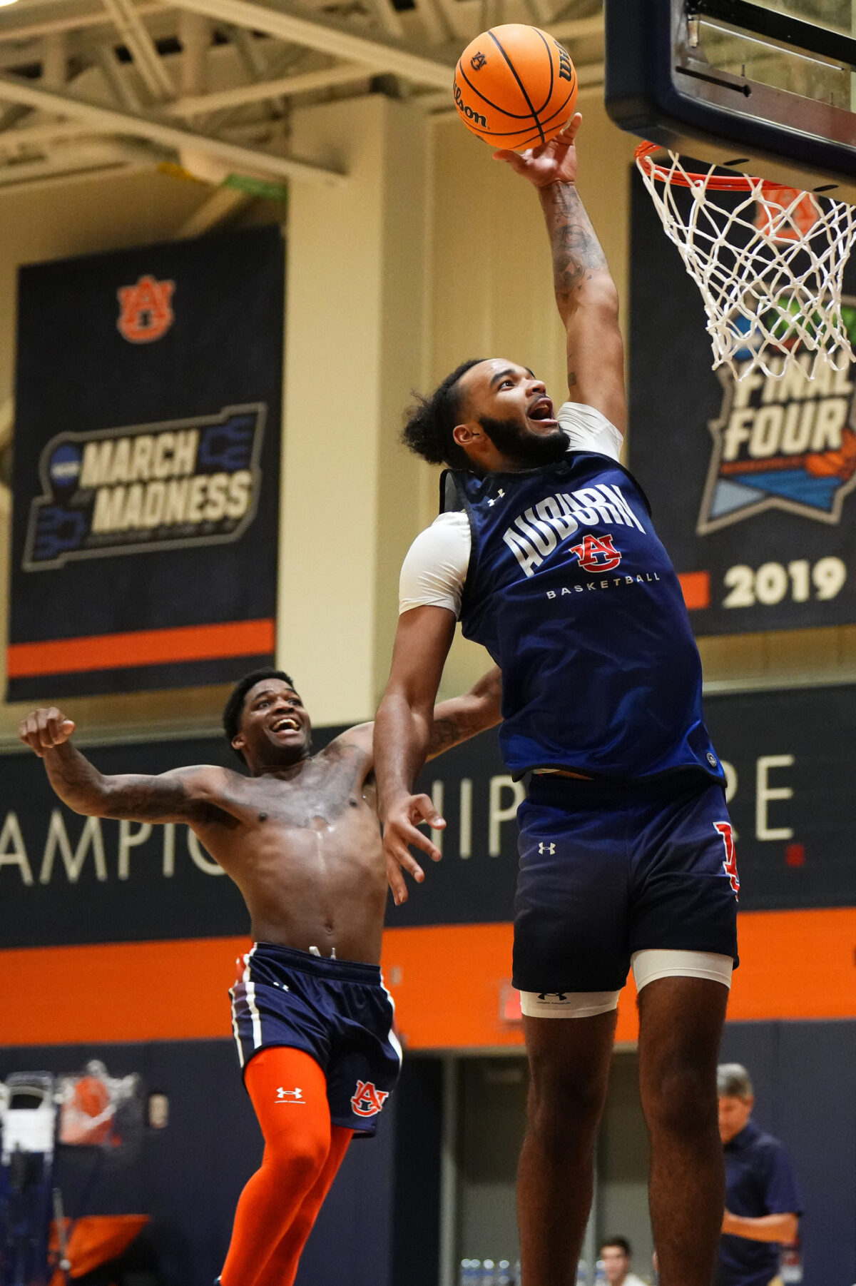 Best photos from Auburn basketballs first practice