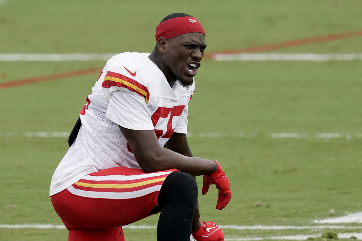 Chiefs DE Frank Clark dealing with dehydration issues after bout of COVID-19