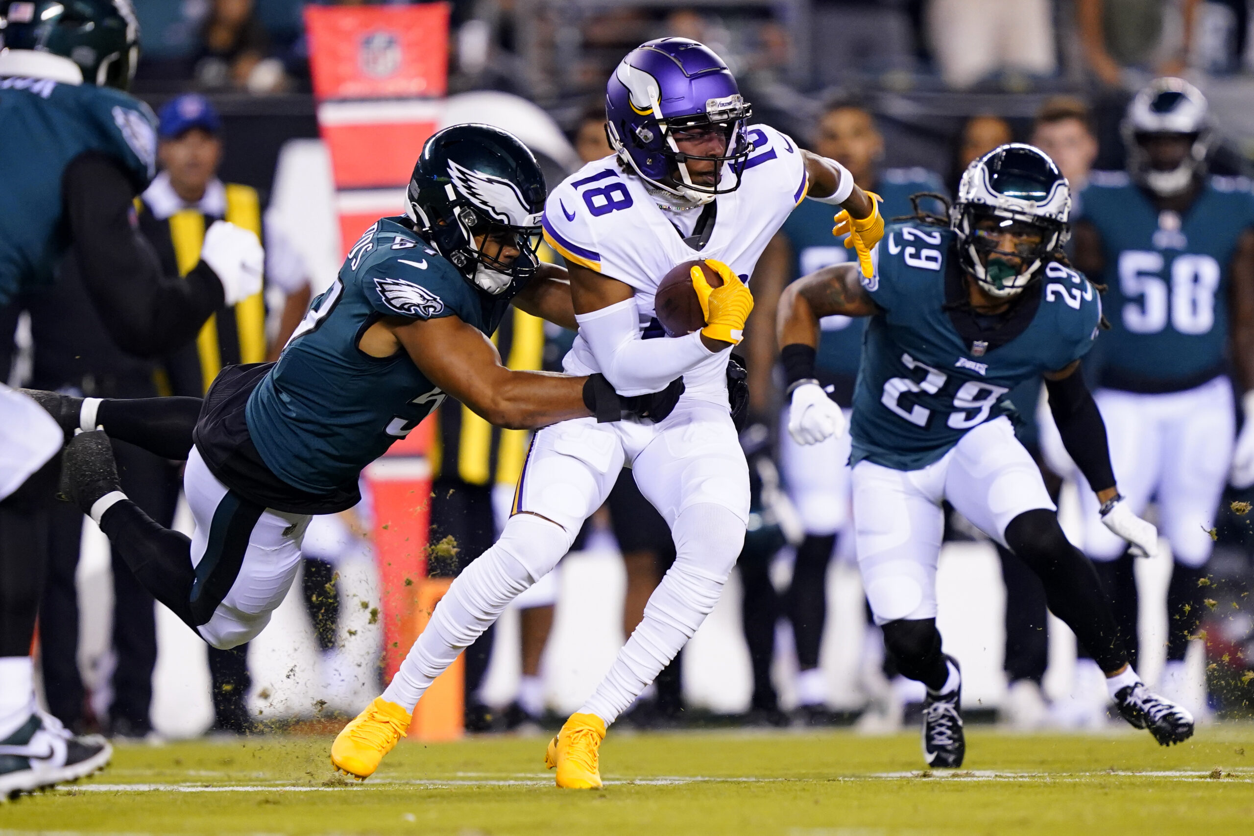 Studs and duds from Eagles 24-7 Monday night win over the Vikings in Week 2