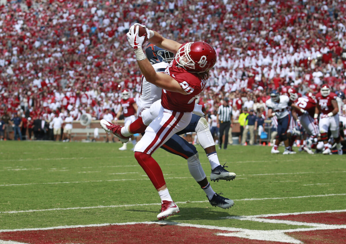 Best photos from the last two matchups between Oklahoma and UTEP