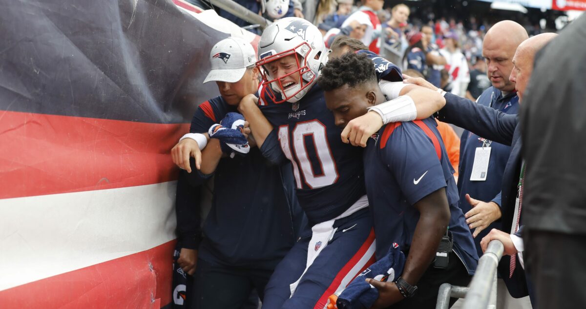 Patriots holding their breath on Mac Jones injury