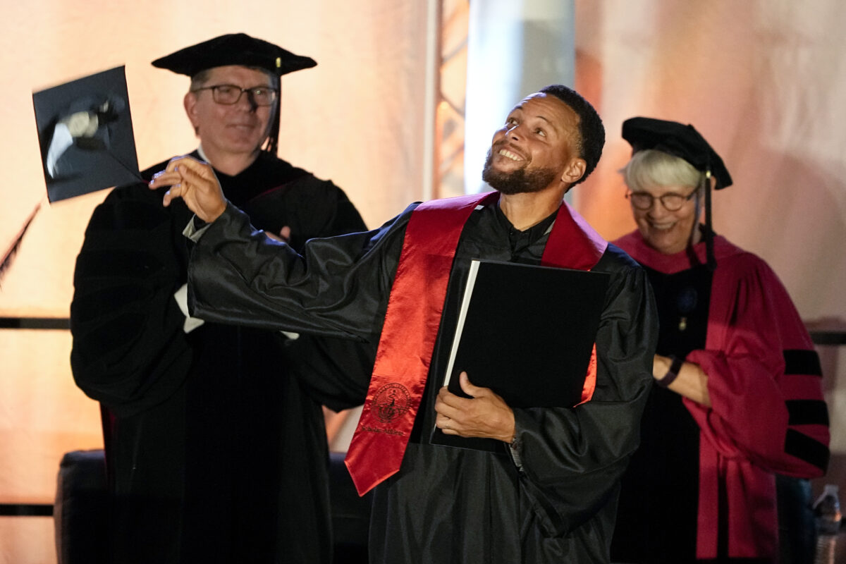Warriors’ Steph Curry graduates from Davidson in special ceremony, gets No. 30 jersey retired