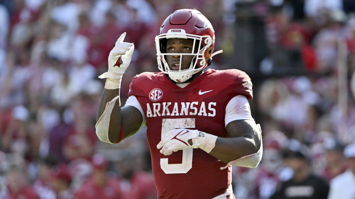 Down not out: Social media reacts to Rocket Sanders saving Arkansas’ bacon with touchdown run