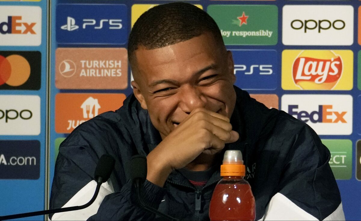 Galtier and Mbappé on taking a two-hour train ride to a game: LOL