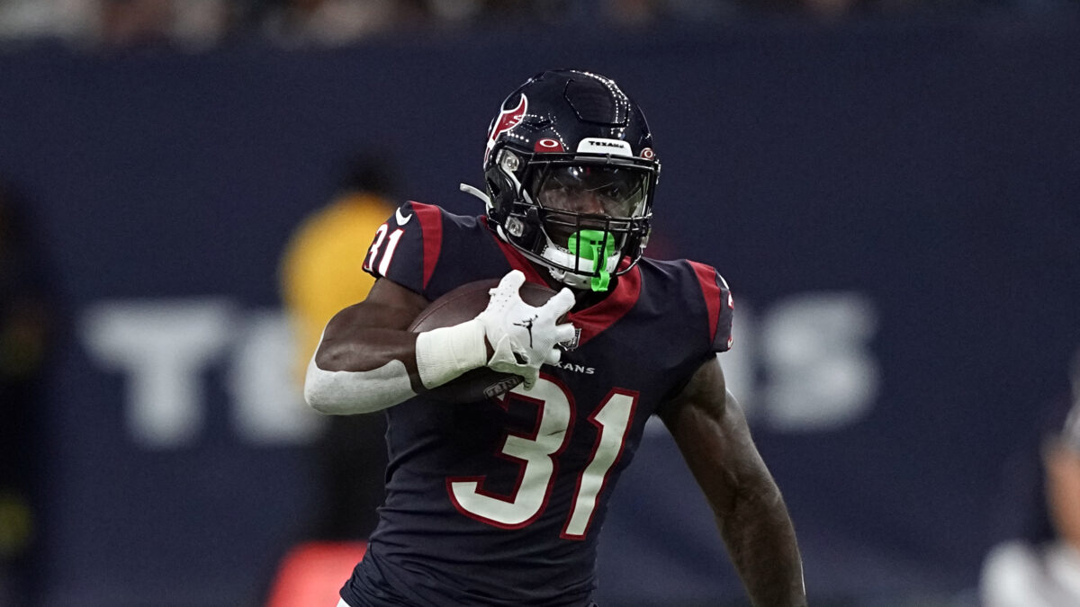 Fantasy Football: 7 running backs for last-second drafters to target