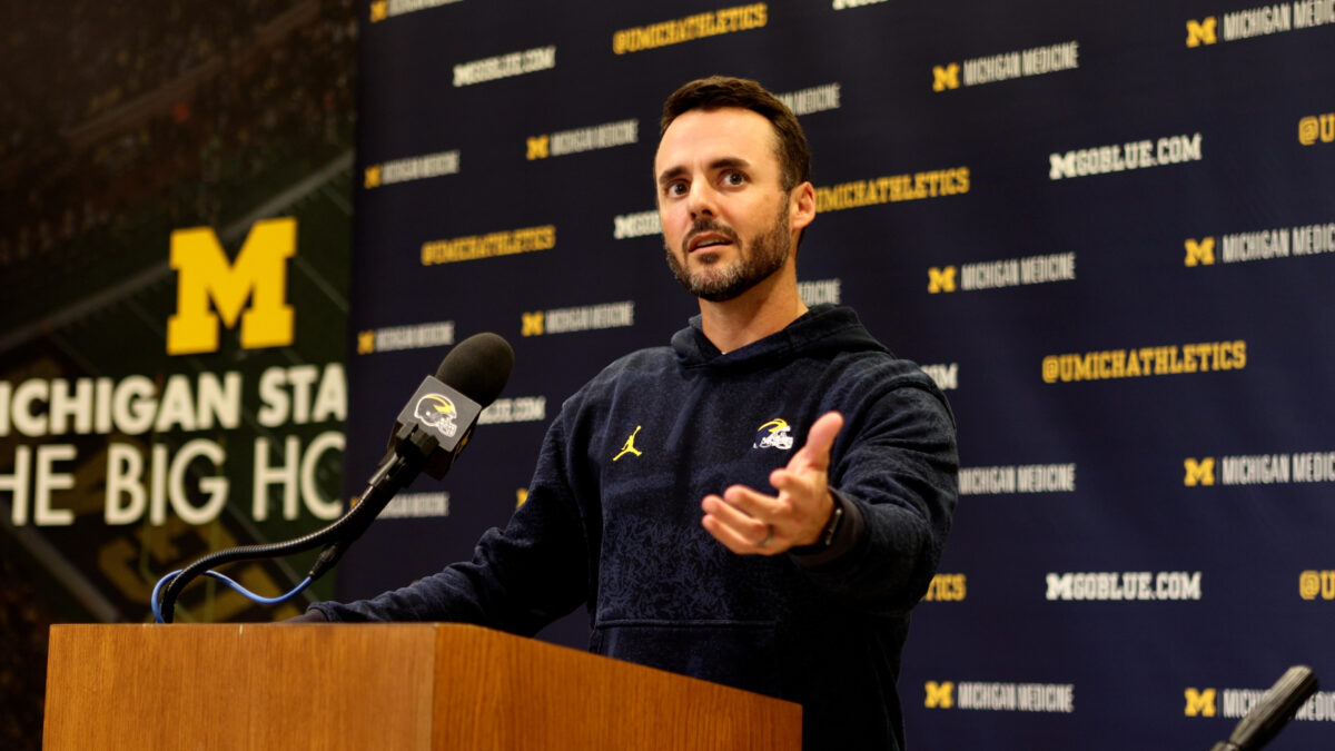 Everything Jesse Minter said about the Michigan football defense before Maryland