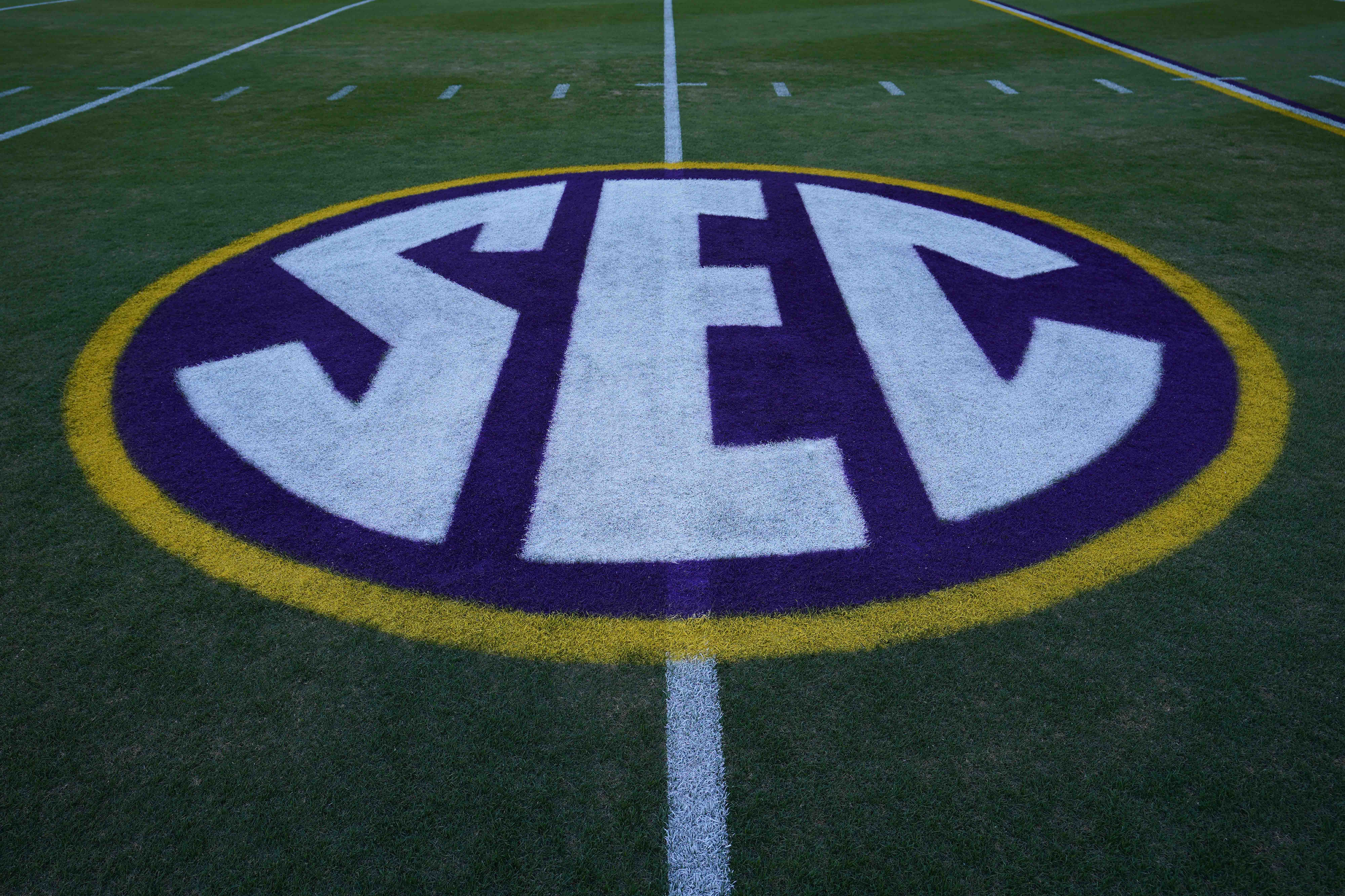 College Wire staff predict the winner from each SEC game in Week 4