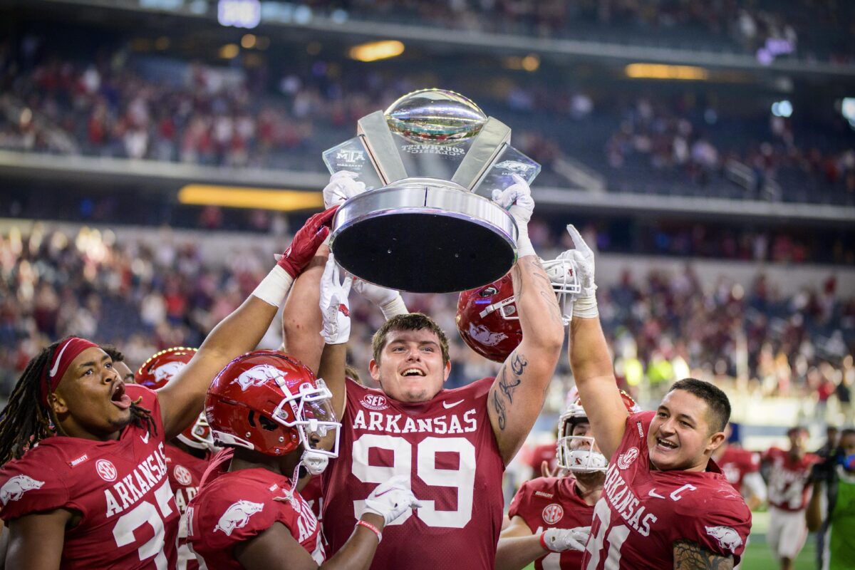 Arkansas will get foundering Texas A&M in primetime for Southwest Classic