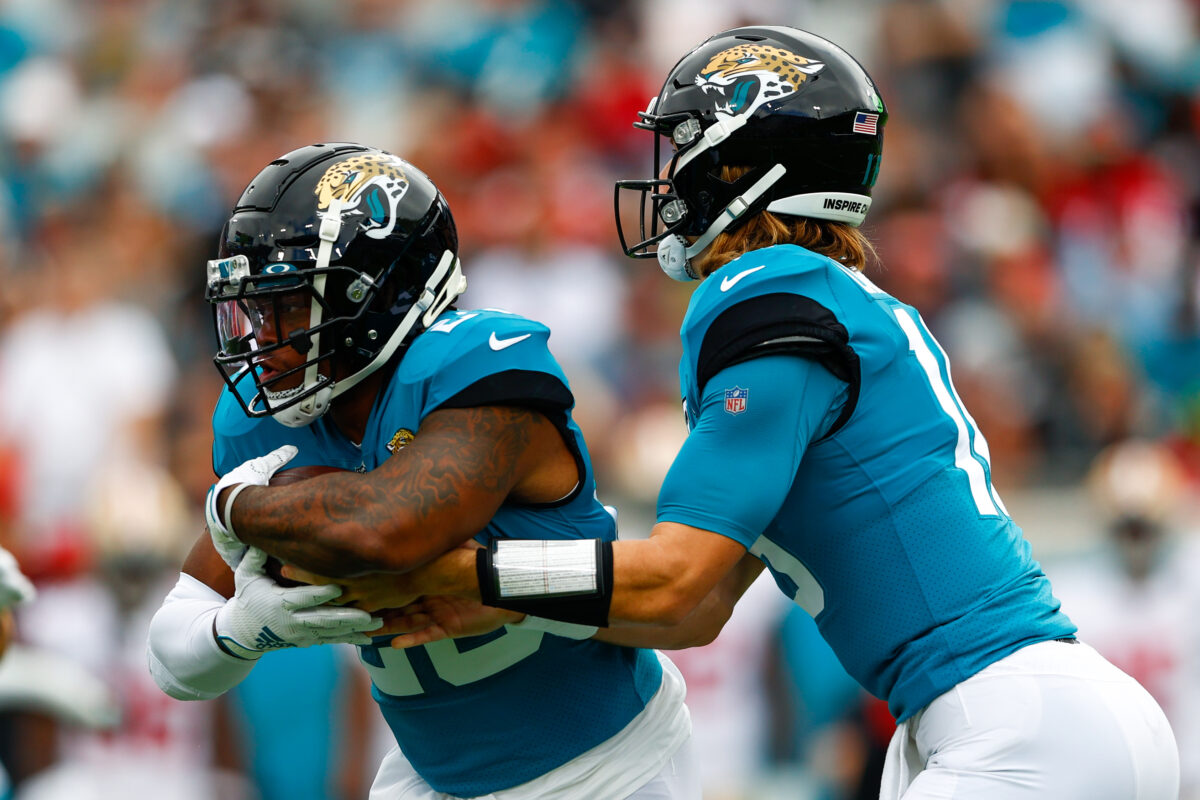 Jaguars RB James Robinson aims to turn heads with spectacular 2022 campaign