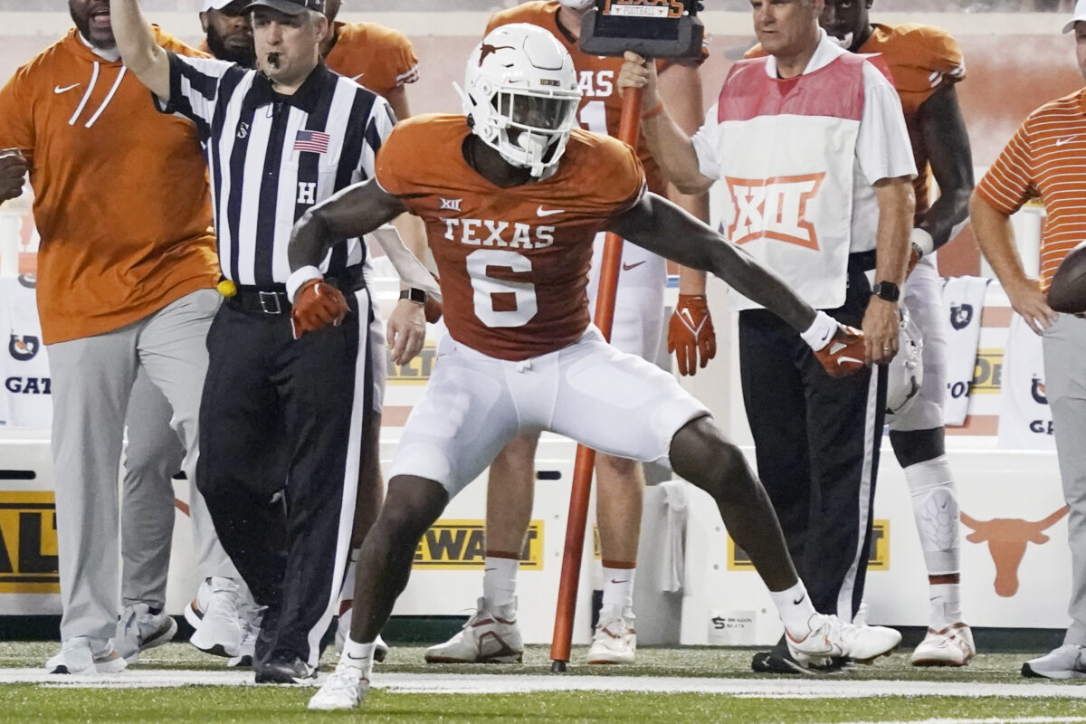 Texas enters Alabama game with nothing to lose, everything to gain