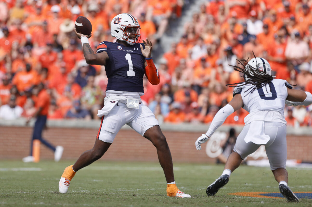 How long will Auburn’s identity crisis at quarterback last?