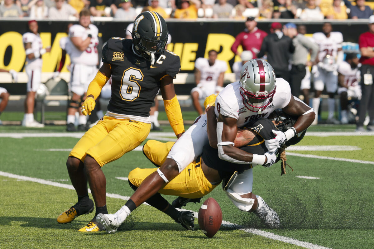 Incredible call as Appalachian State staggers Troy with Hail Mary