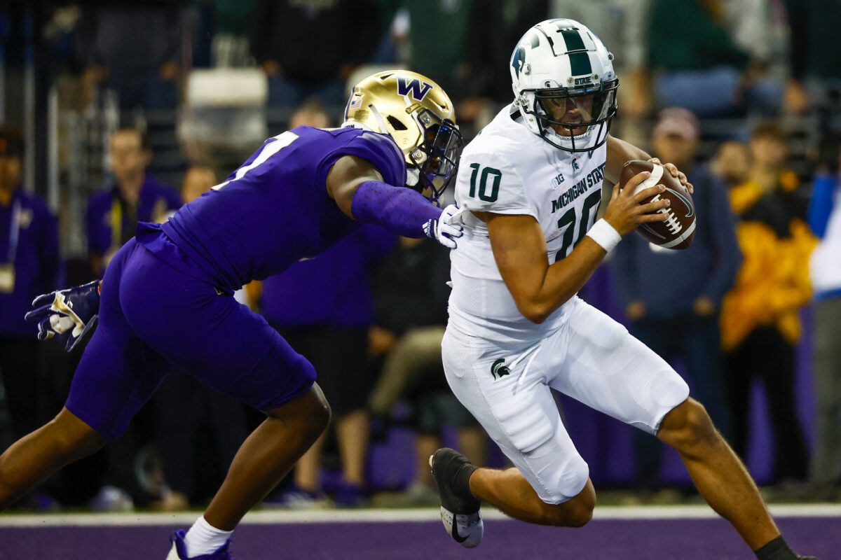 Best photos from Michigan State football’s loss at Washington on Saturday