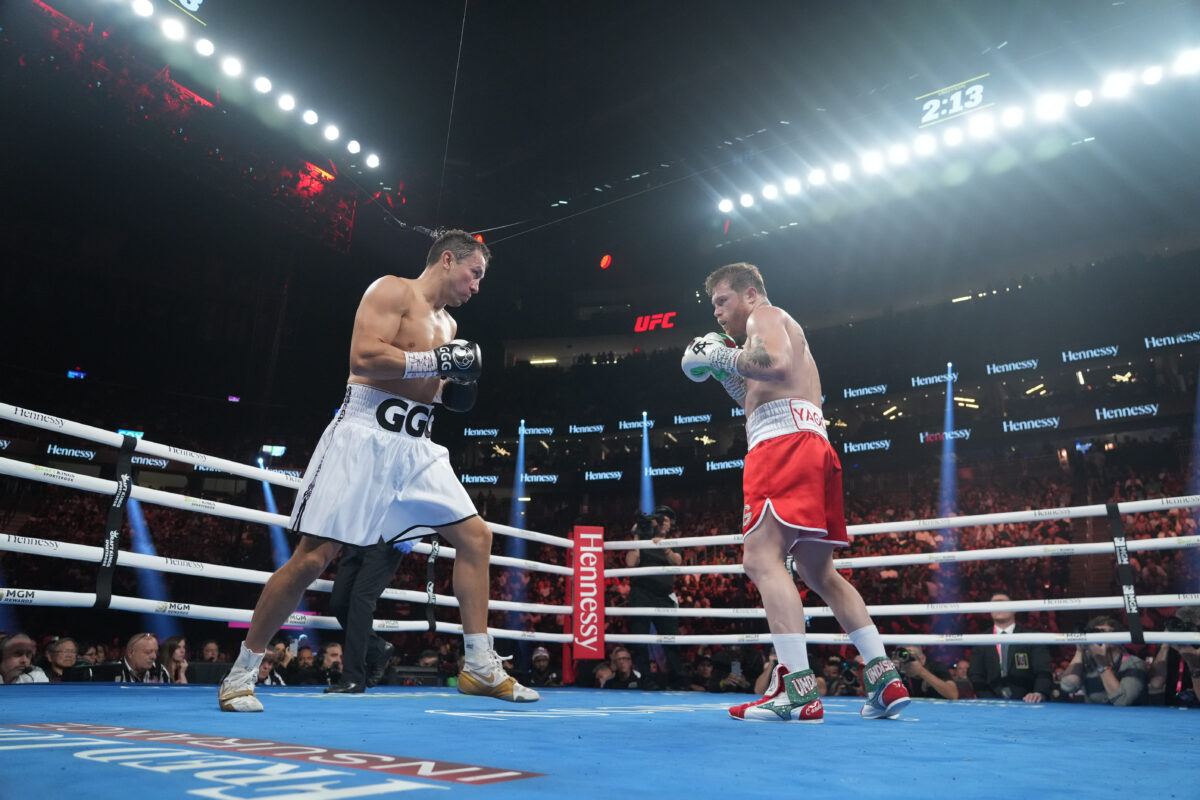 Steph Curry makes appearance at Canelo Alvarez vs. Gennady Golovkin fight in Las Vegas