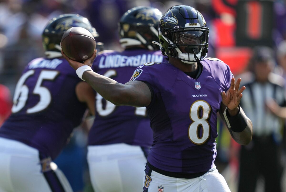 Baltimore Ravens at New England Patriots odds, picks and predictions