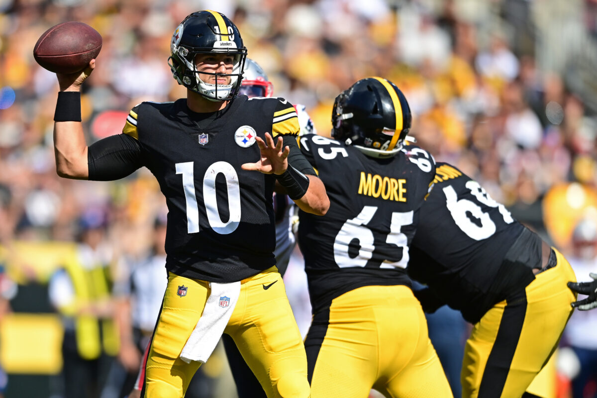 Best bets from awful Steelers-Browns prime-time matchup actually involve the quarterbacks