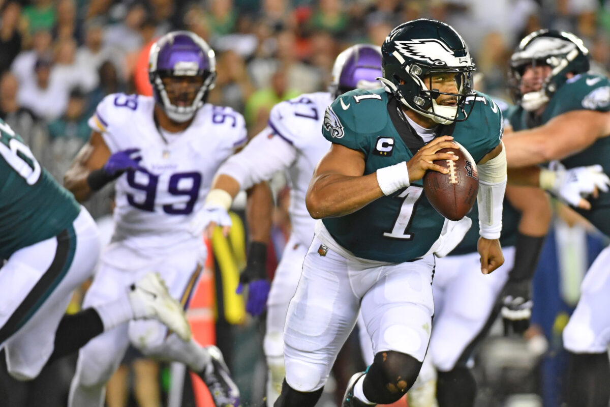 How Jalen Hurts and the Eagles put a dagger in the Vikings’ defense