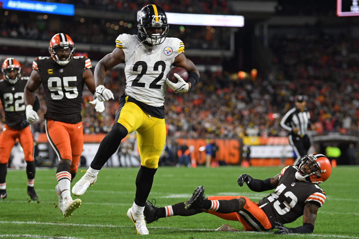 Steelers RB Najee Harris blames media for disconnect among offense: ‘You guys are breaking us up’