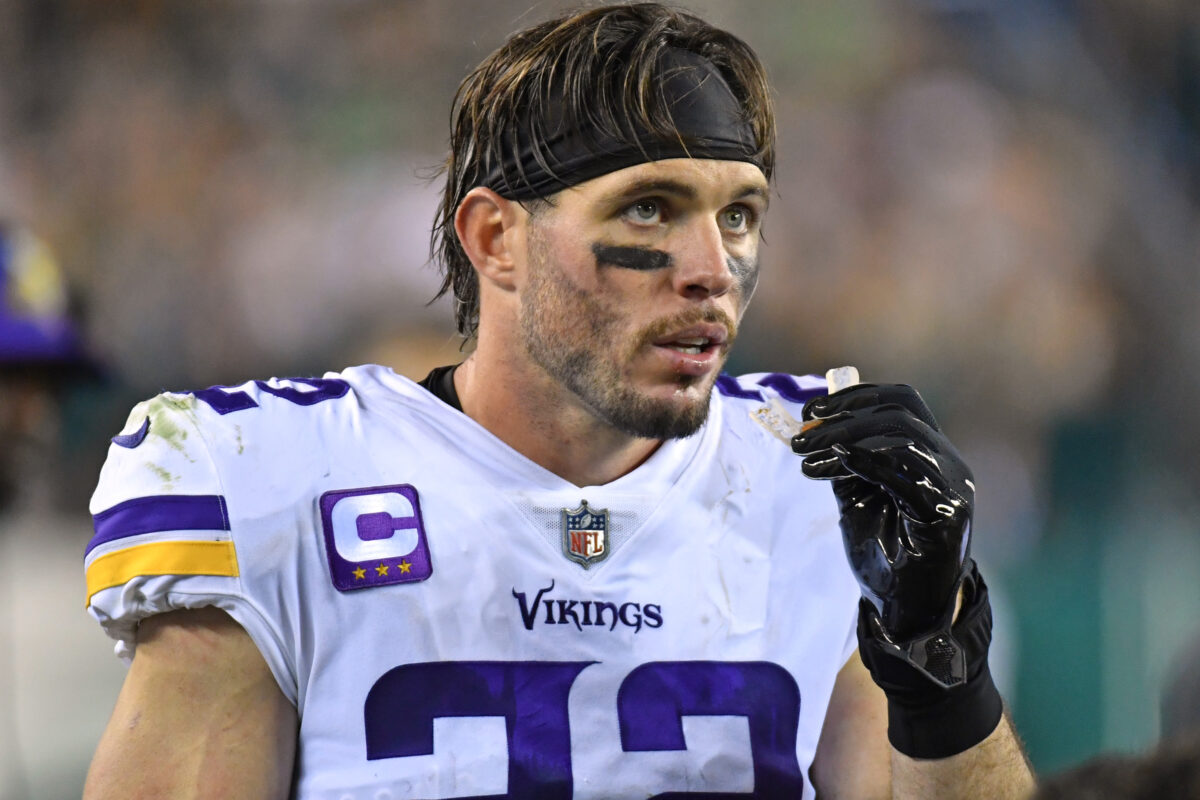 Vikings final injury report: Smith, Booth Jr out, Kendricks added