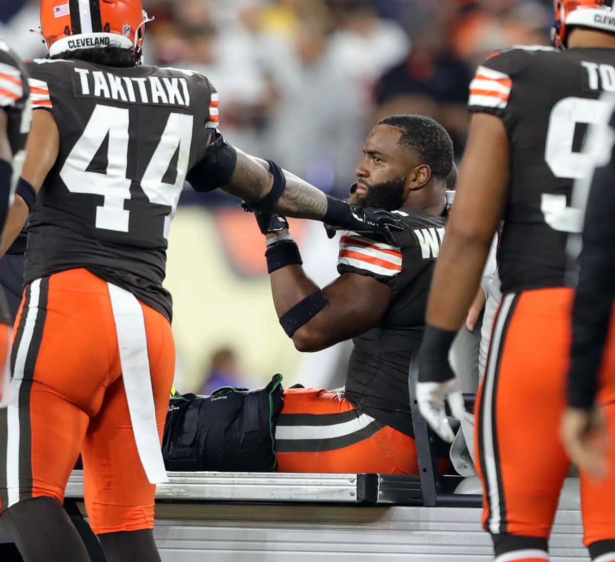 Browns lose Anthony Walker Jr. for the rest of season