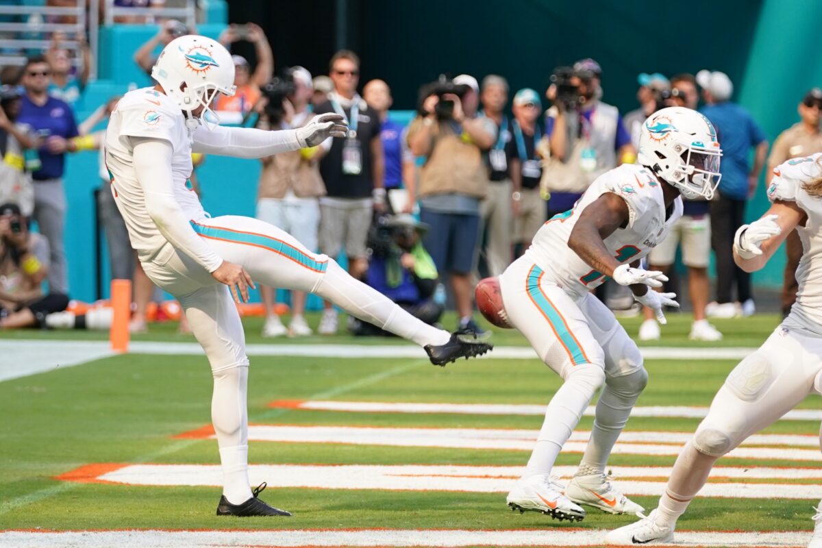 Dolphins’ Thomas Morstead performs the ultra-rare butt punt